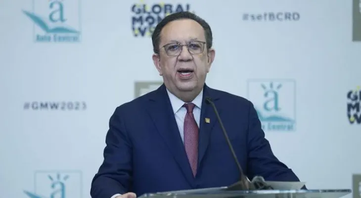 Valdez Albizu anuncia circulación Guía sobre habilidades económicas y financieras, en Semana Económica y Financiera