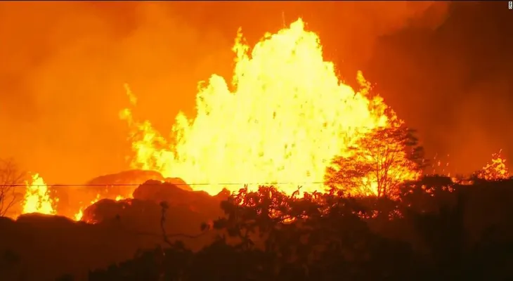 La razón por la que no puedes dejar de ver la lava del volcán Kilauea