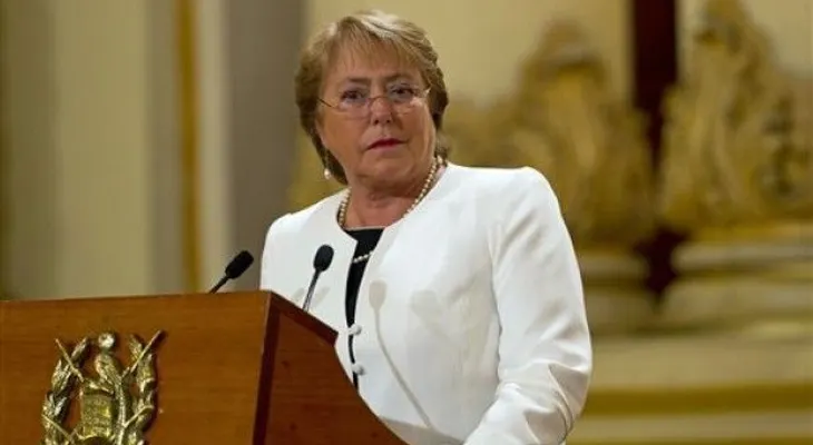 Bachelet plantea despenalizar el aborto en algunos casos