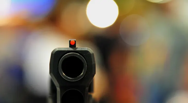 Adolescente mata a un hombre por petición de una persona que lo contactó por Facebook