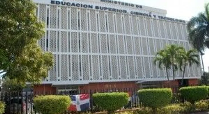Educa recomienda hacer auditoría a nómina del Ministerio de Educación