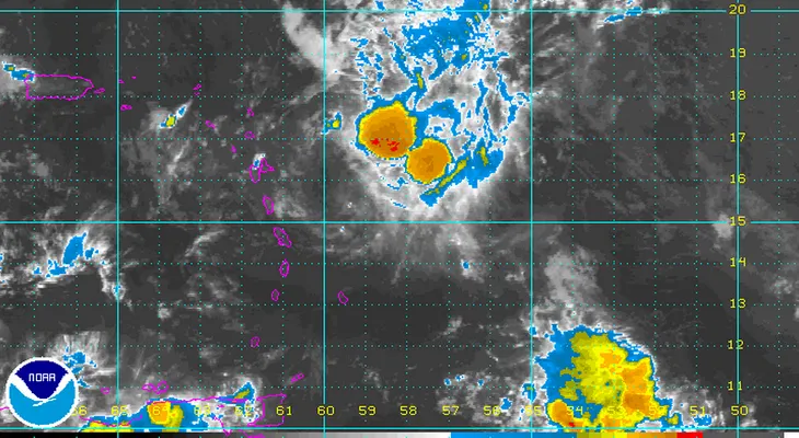 La tormenta tropical Danny avanza sobre el Caribe