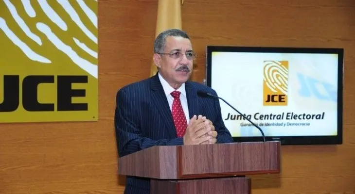 Pleno JCE pospuso para este martes reconocimiento de nuevos partidos