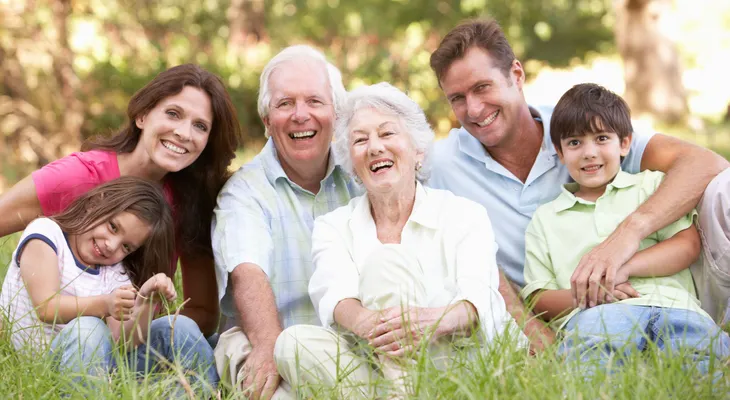 Revelan relación entre la longevidad de los padres y la de los hijos