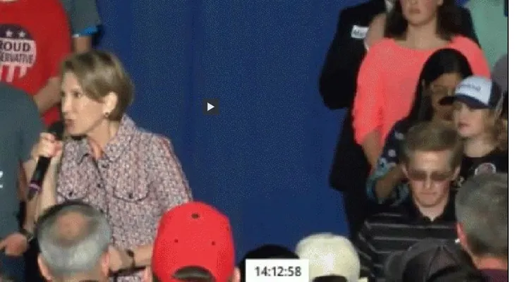 La vicepresidente de Ted Cruz se cayó del escenario