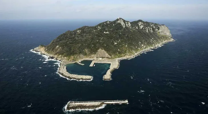 La misteriosa isla prohibida para mujeres y colmada de ratas predadoras que será declarada Patrimonio de la Humanidad