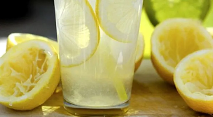 Descubre los beneficios de consumir limón 