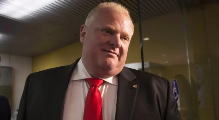 Alcalde de Toronto reconoce su consumo de crack, pero no renunciará