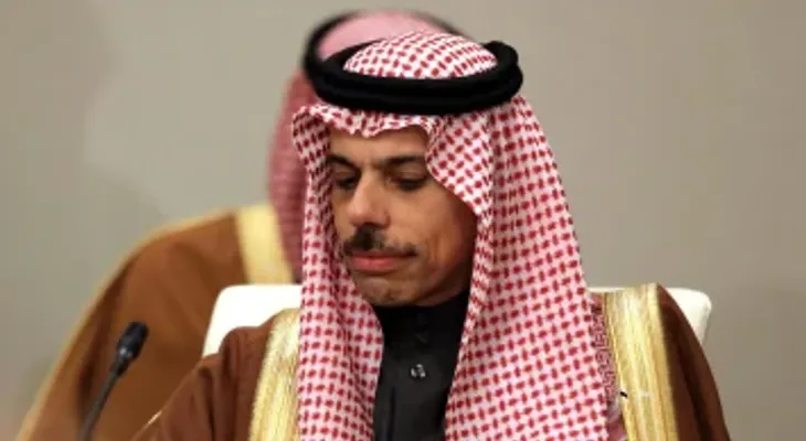 Países árabes condenan ataque iraní contra buque emiratí en el estrecho de Ormuz