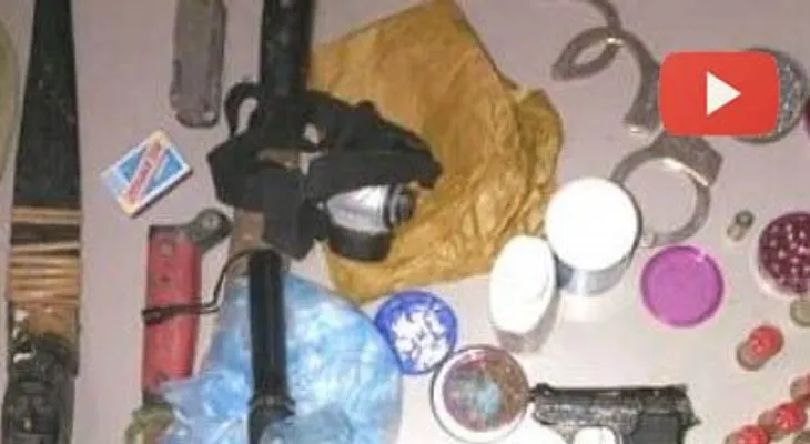 Decomisan armas en punto de drogas en Boca Chica; hasta un arco con flechas