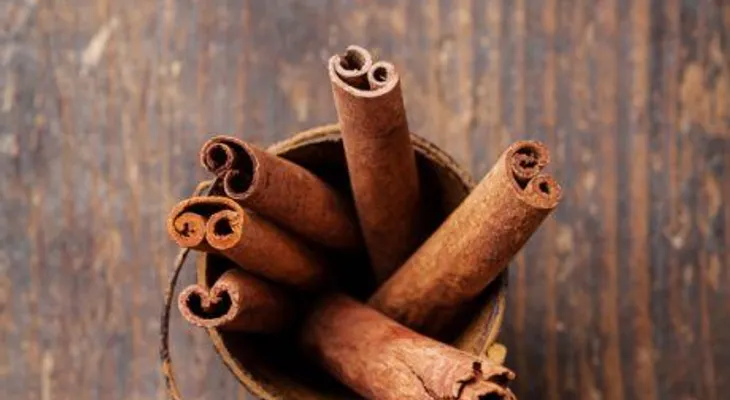 Beneficios de la canela en tu rutina de belleza