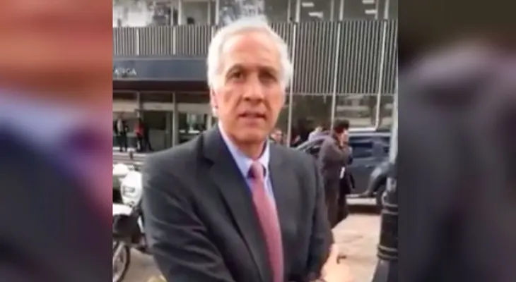 Sorprenden en plena calle a exalcalde de Bogotá que fue condenado por corrupción