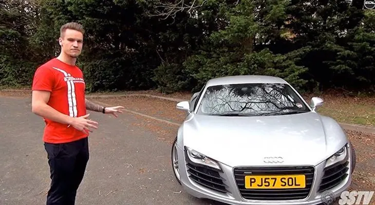 Joven se compra auto de lujo gracias a videos de YouTube 