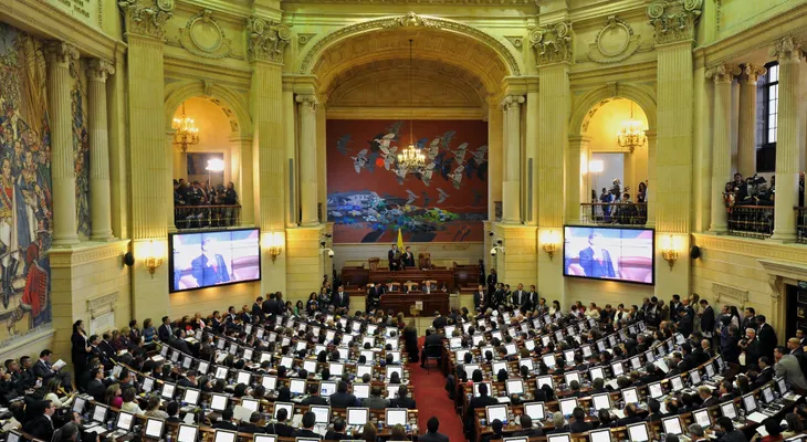 Congreso de Colombia aprueba la Ley de Amnistía del acuerdo de paz