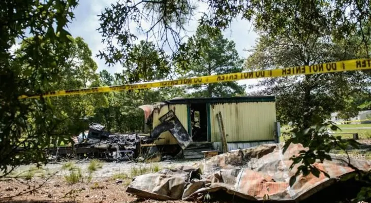 Incendio deja seis muertos en Carolina del Norte 