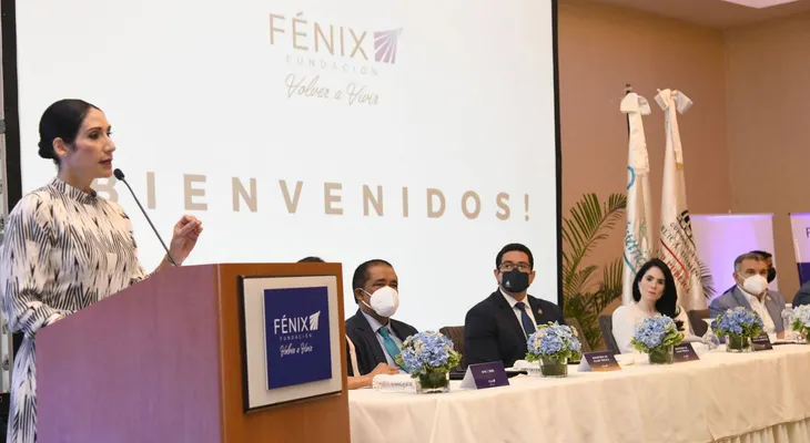 Con presencia de la primera dama, desarrollan Segundo Simposio sobre consumo de alcohol en niños, adolescentes y embarazadas