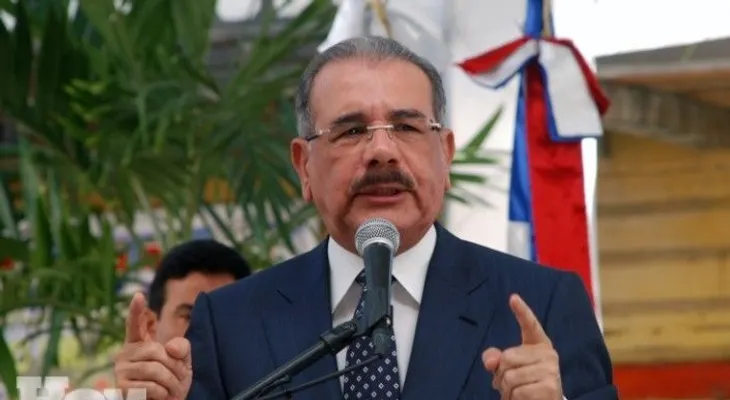 Danilo Medina llama abrazar el optimismo en el 2014