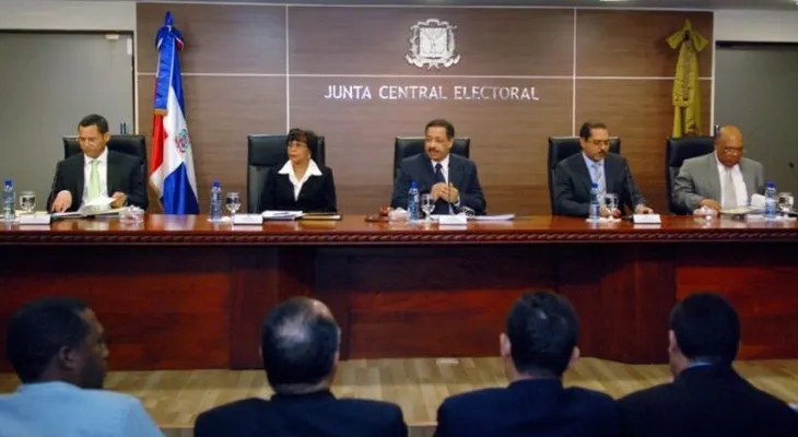 Pleno JCE se reunió para conocer impugnaciones 