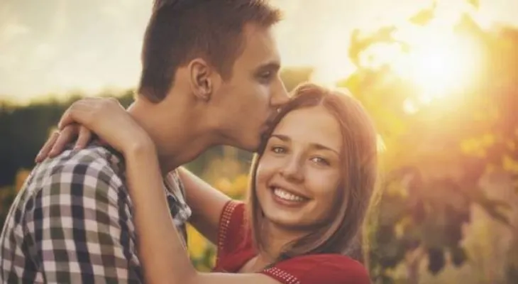 7 señales que revelan que tu chico siempre piensa en ti