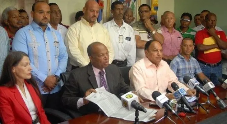 OTTT y Mochotran anuncian rebaja 5 pesos pasajes en vehículos usan GLP 