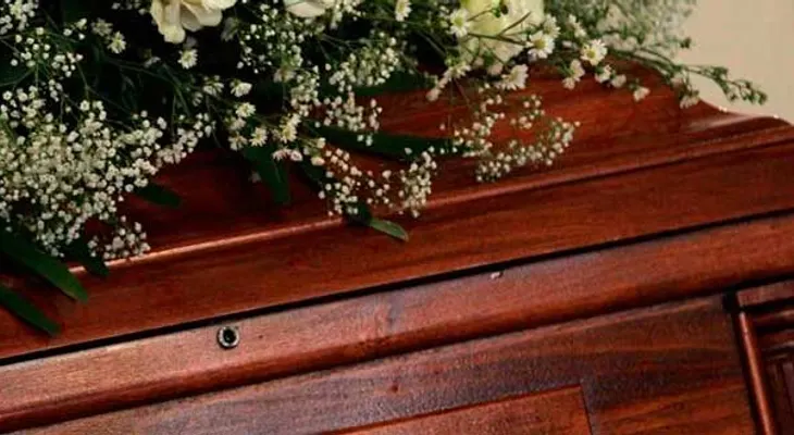 Acusan a funcionario en Puerto Rico de robarle a un muerto
