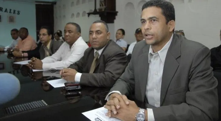 Partidos políticos apoyan proyecto Santiago Oeste
