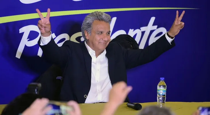 Elecciones en Ecuador: Lenín Moreno encabeza los primeros resultados oficiales, pero hasta el momento hay ballotage