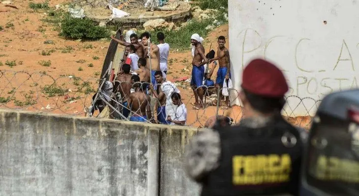 Un grupo de presos con COVID-19 huye por un túnel de una cárcel de Brasil
