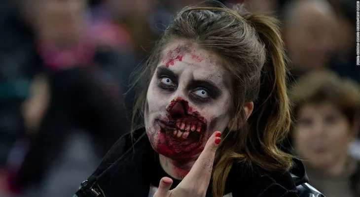 Amazon se previene de los zombis... al menos en videojuegos