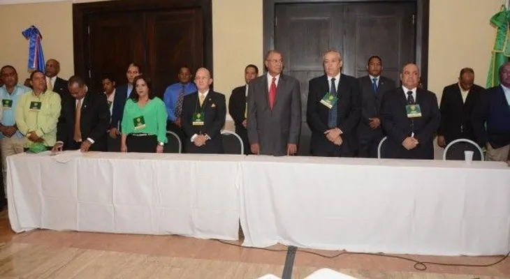 PLR proclama a Danilo Medina como su candidato presidencial