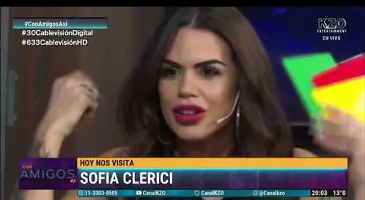 "Me metí en la cama con Romeo Santos, pero es gay", dice modelo