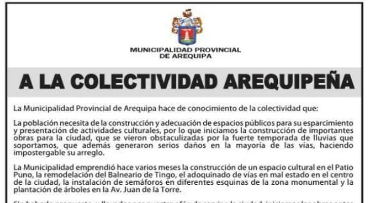 Critican levanten anfiteatro en el patio de alcaldía
