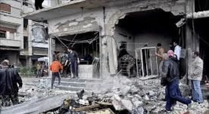 Siria: 8 muertos al explotar bomba en Homs
