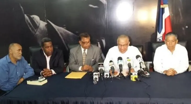 PRM y sus 22 alcaldes anuncian apoyo al Pacto de Gobernabilidad Municipal