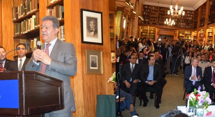 Leonel pide a jóvenes en NY involcrarse en la política 