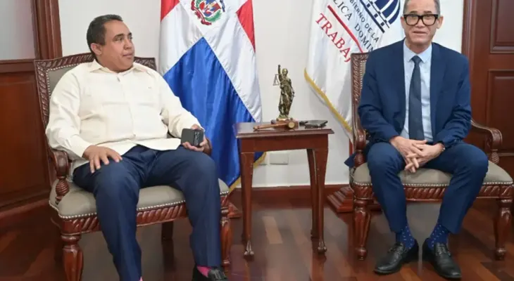 Bancas de lotería se comprometen con Trabajo a instalar baños y afiliar a sus trabajadoras a la Seguridad Social