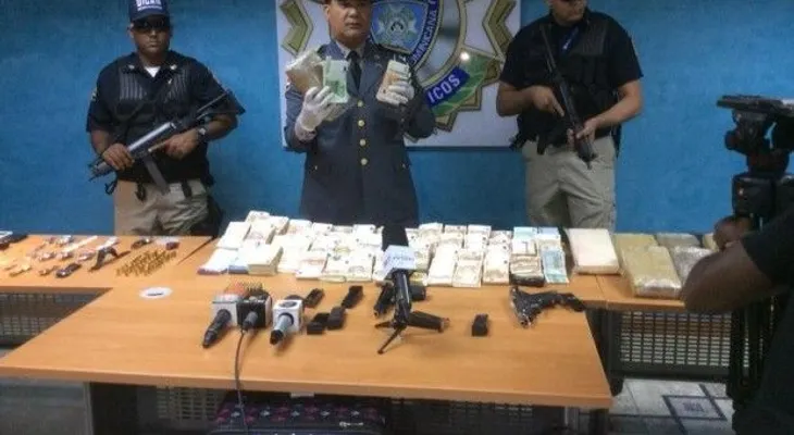 Apresan a 3 de banda narco encabezada por excapitán de la Armada; ocupan RD$33 MM