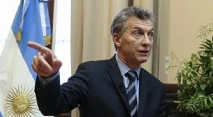 Macri resta gravedad a ataque contra su vehículo y dice fue "circunstancial"