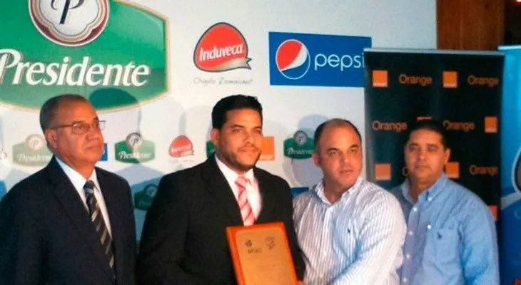 Paulino y Additon son escogidos en premiación