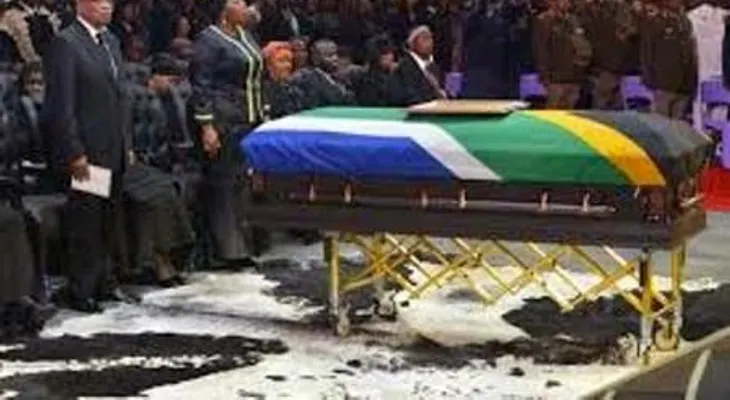 El largo viaje de Mandela llegó a su fin