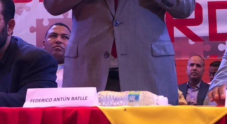  Quique Antún fue reelecto a unanimidad presidente del PRSC en Asamblea Nacional 