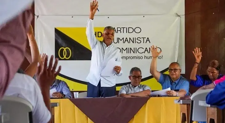 TSE declara inadmisible demanda contra el PHD y aplaza audiencia sobre impugnación a la Fuerza del Pueblo