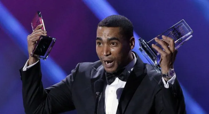 Don Omar enfrenta múltiples cargos