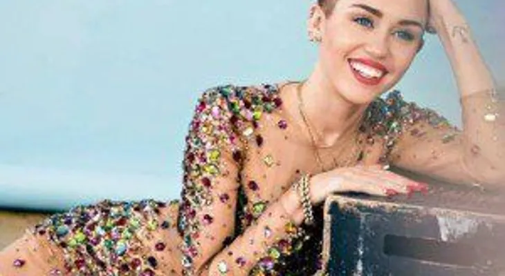 Miley Cyrus planea una boda excéntrica, colorida y llena de marihuana