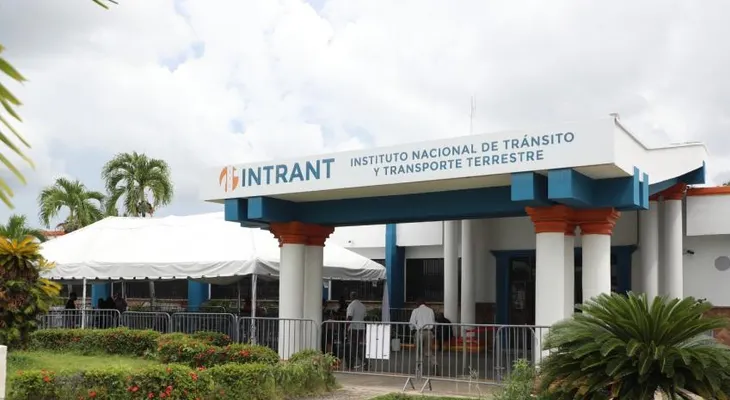 Intrant dispone resarcimiento para mayores de 65 años tras fallo que amplía vigencia de licencia de conducir
