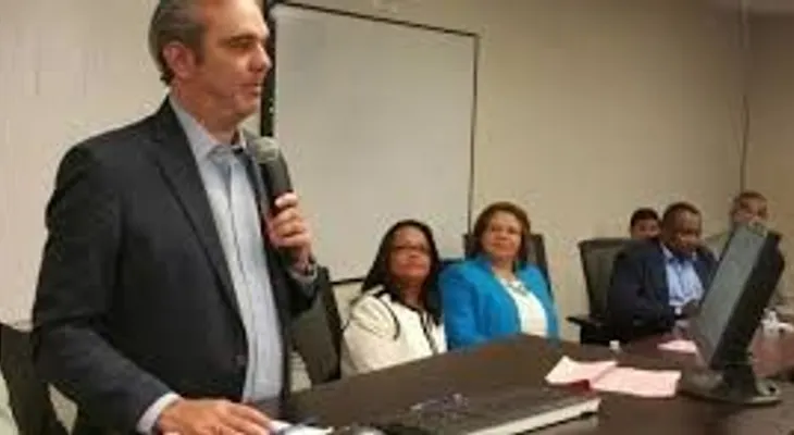 Abinader firmará esta tarde compromiso de ética y transparencia