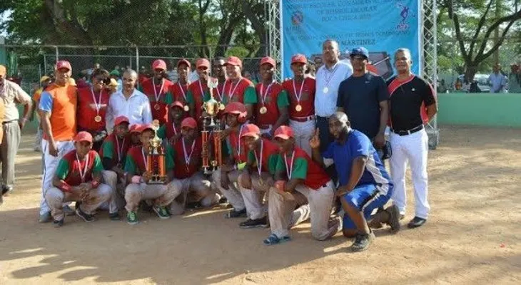 San Cristóbal campeón Primer Torneo de Béisbol Escolar