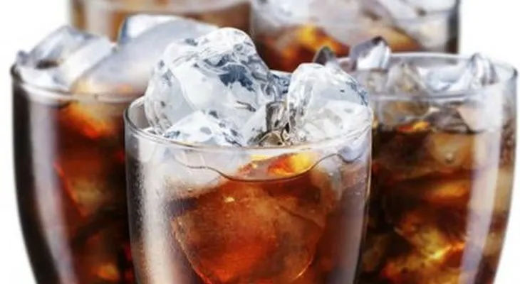 Dos vasos al día de refresco aumentan insuficiencia cardiaca