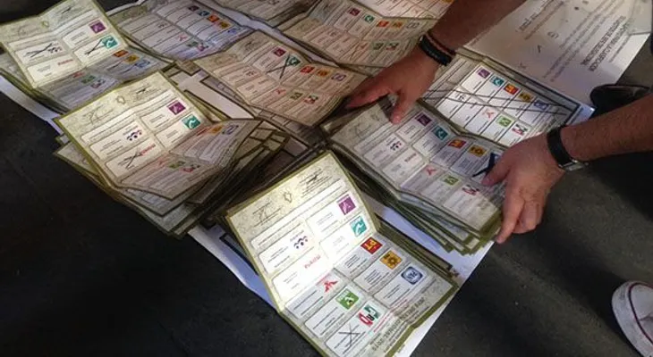 En Herrera hubo retrasos en votaciones