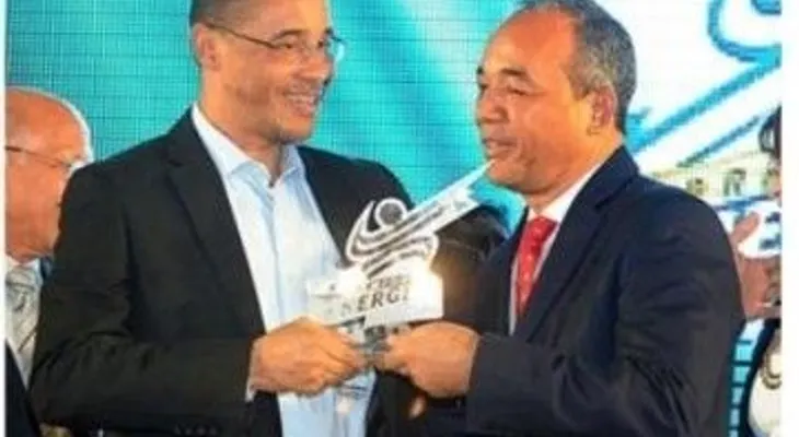 CDEEE reconoce a sus mejores servidores